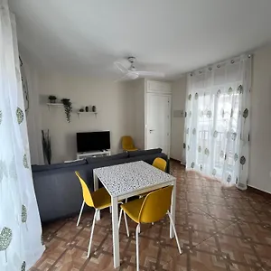 https://apartamentos-mareabeach.hotelsinnerja.org