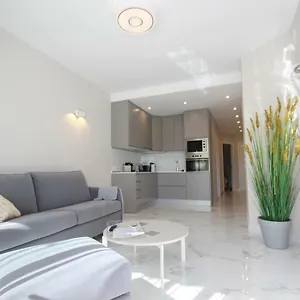 https://luxury-apartments-1st-beach-line.in-canary-islands.com